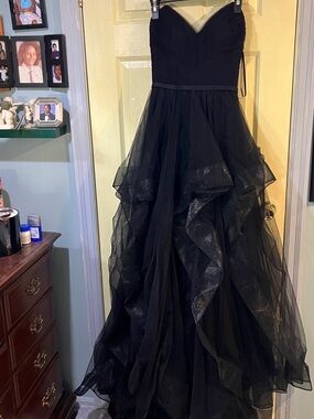 Basix Black Label Strapless Ruffled Tulle Ball Gown